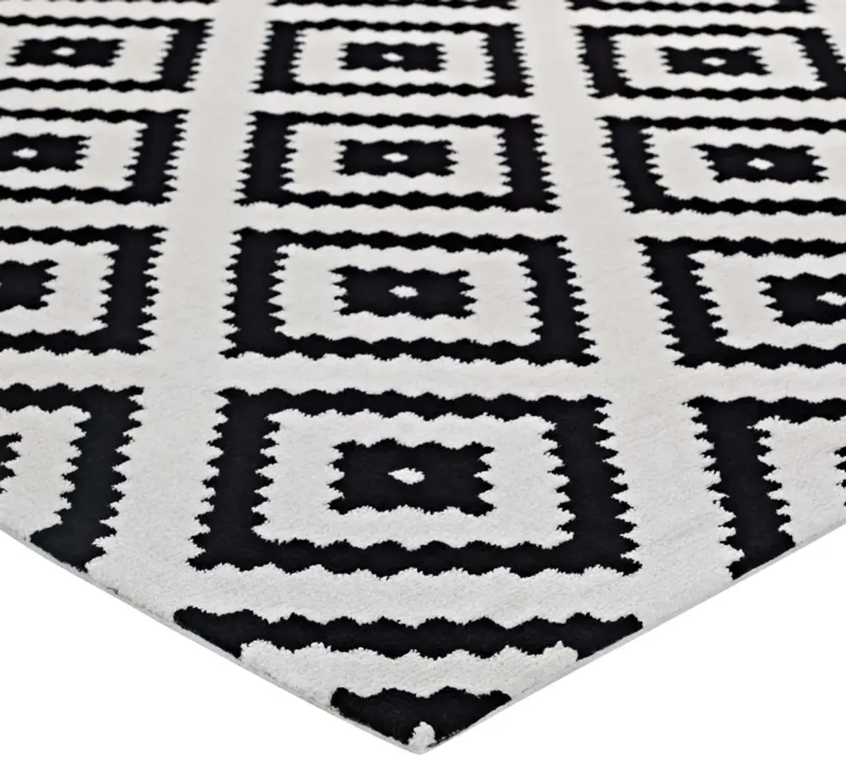 Alika Abstract Diamond Trellis 5x8 Area Rug