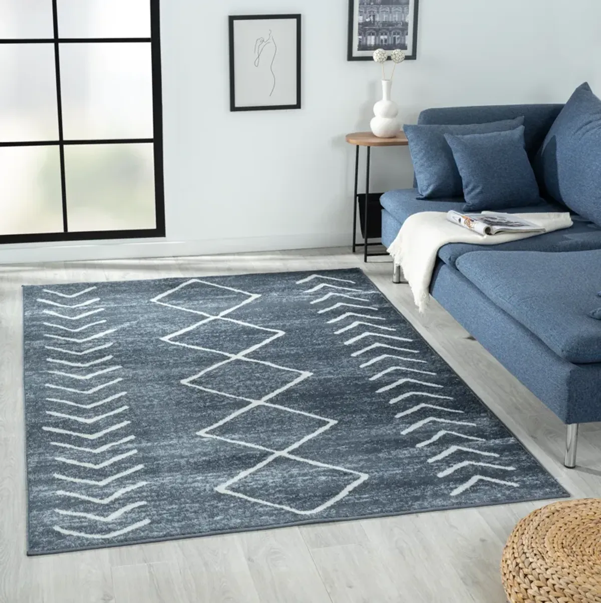 Cool Blue Diamond Transitional/Casual Synthetic Area Rug 7'9" X 9'9"