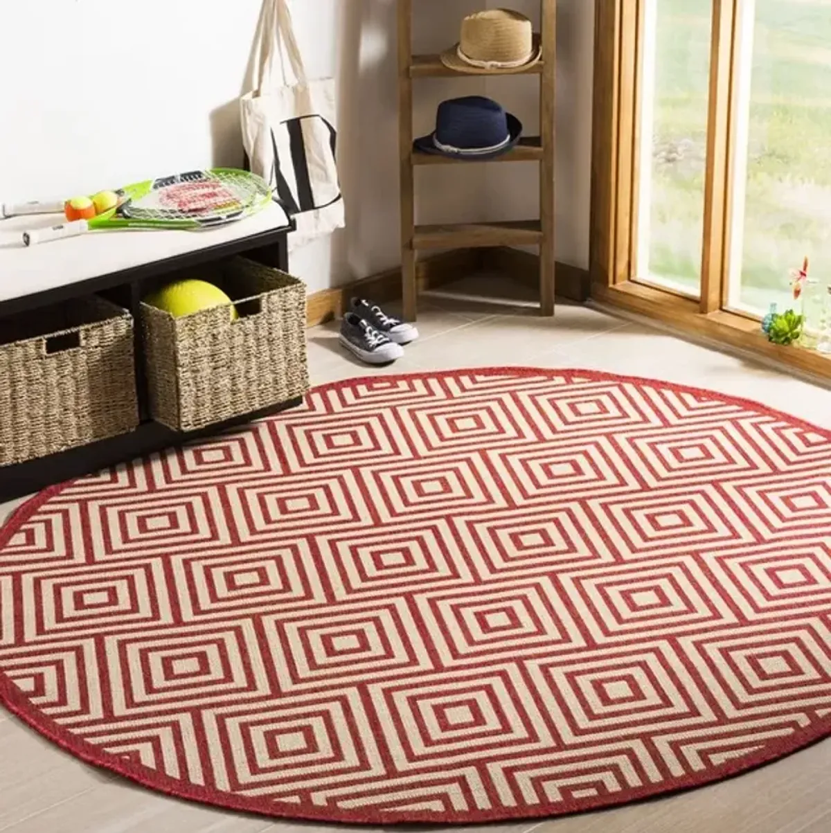 LINDEN 173 Collection LND173Q-6R Red / Creme 6'-7" X 6'-7" Round