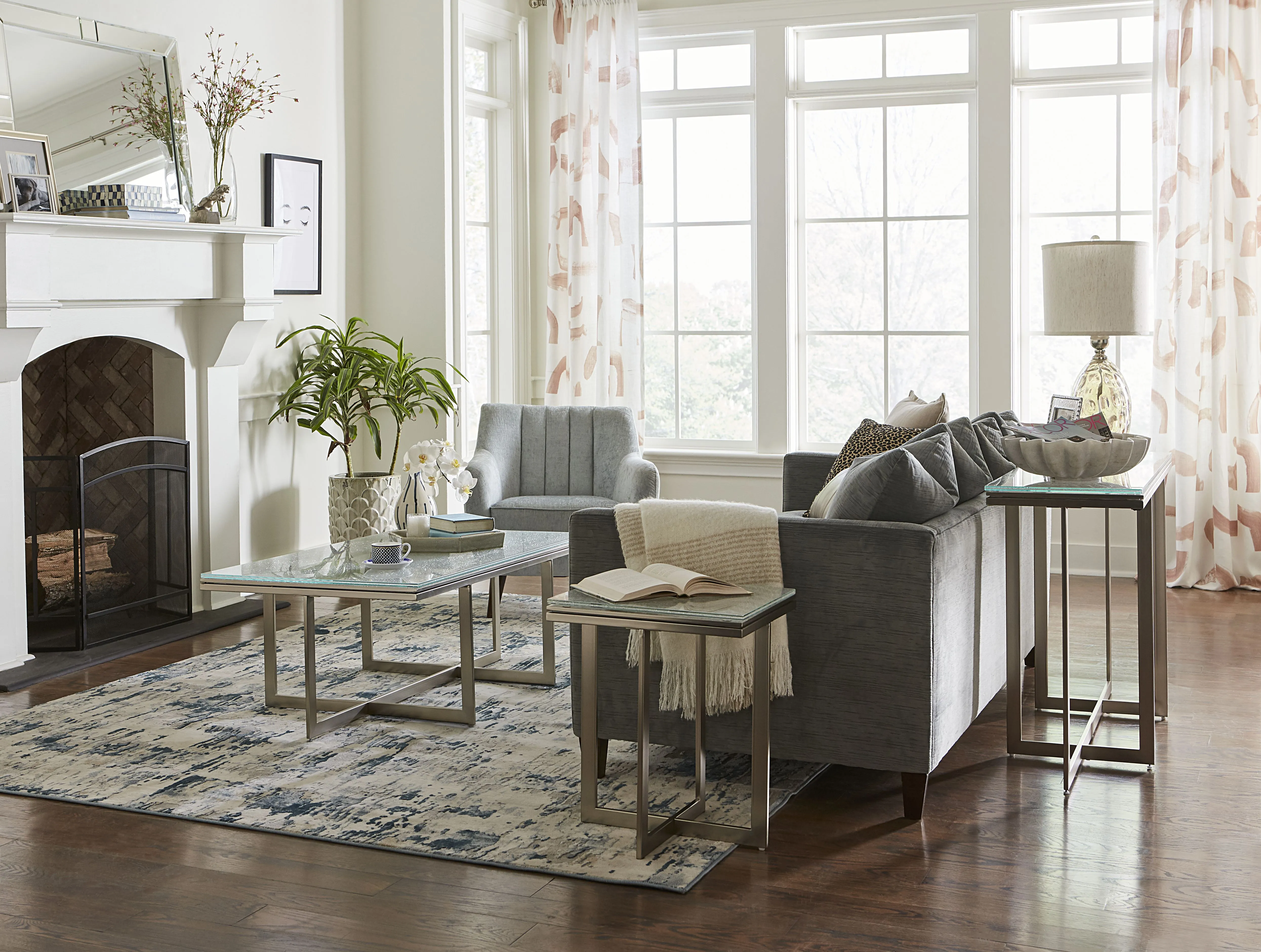 Eliza Media Console Table in Ultra White