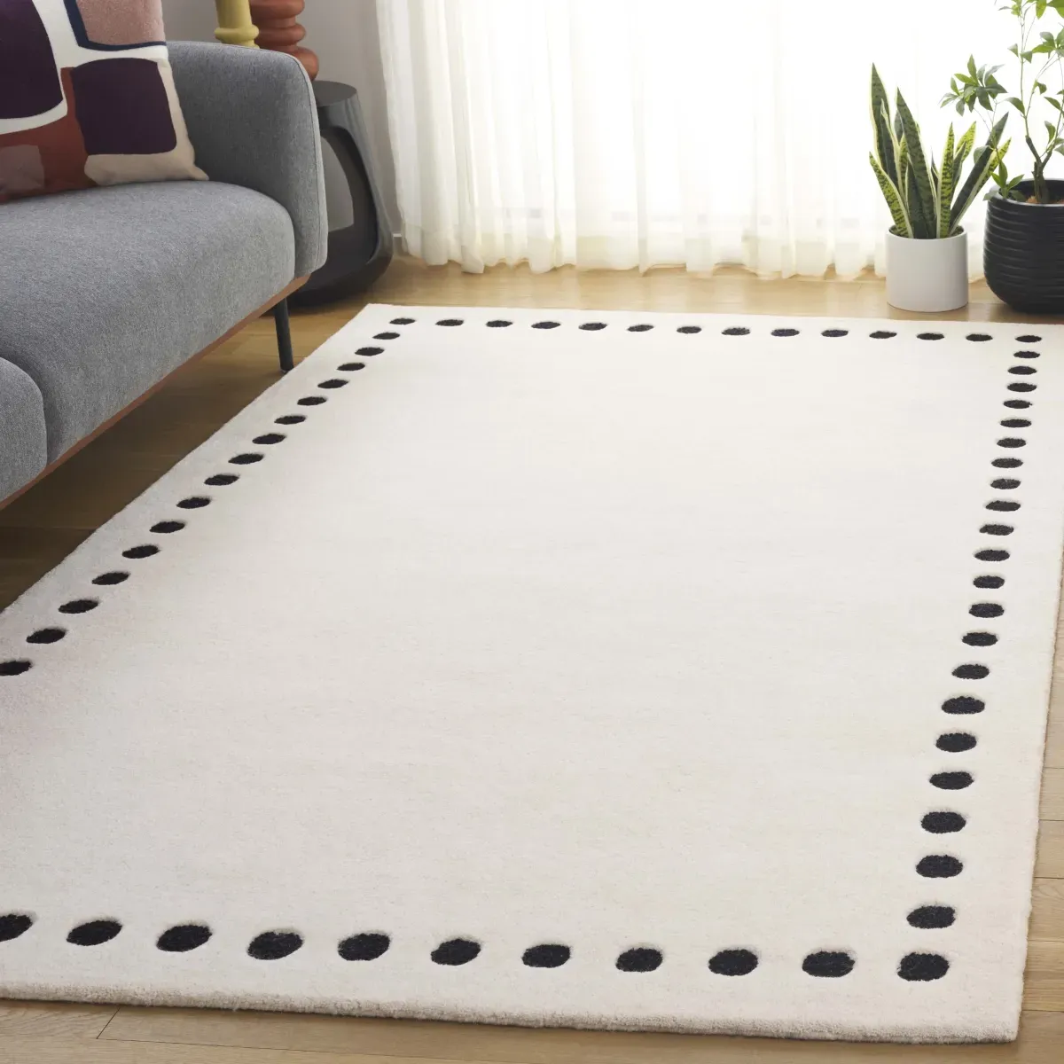 METRO 913 IVORY  8' x 10' Large Rectangle Rug