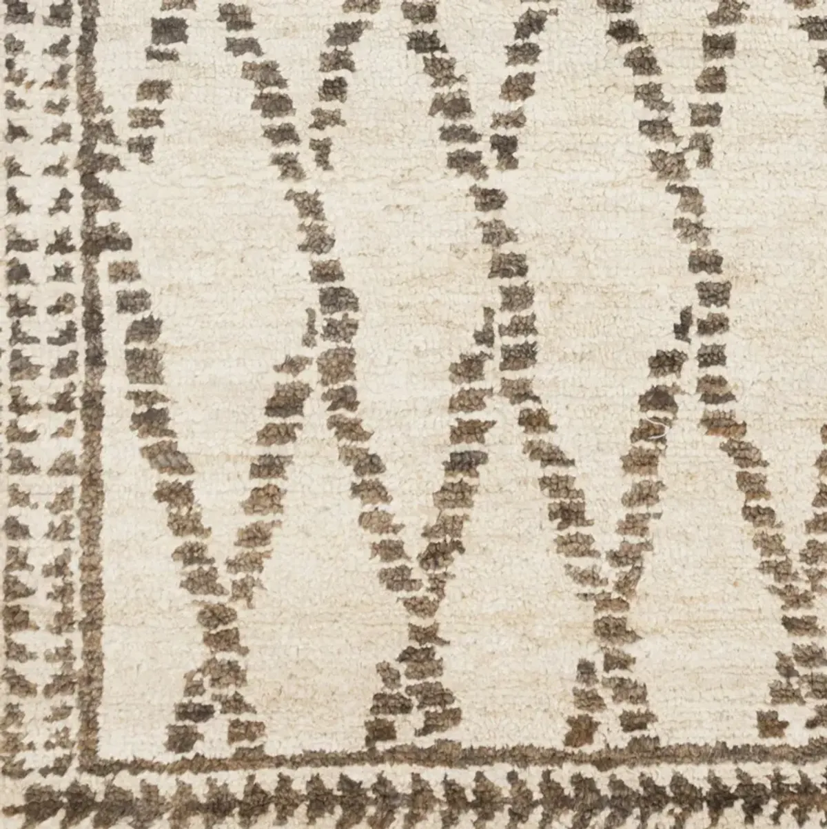 Scarborough SCR-5137 5' x 8' Hand Made Rug