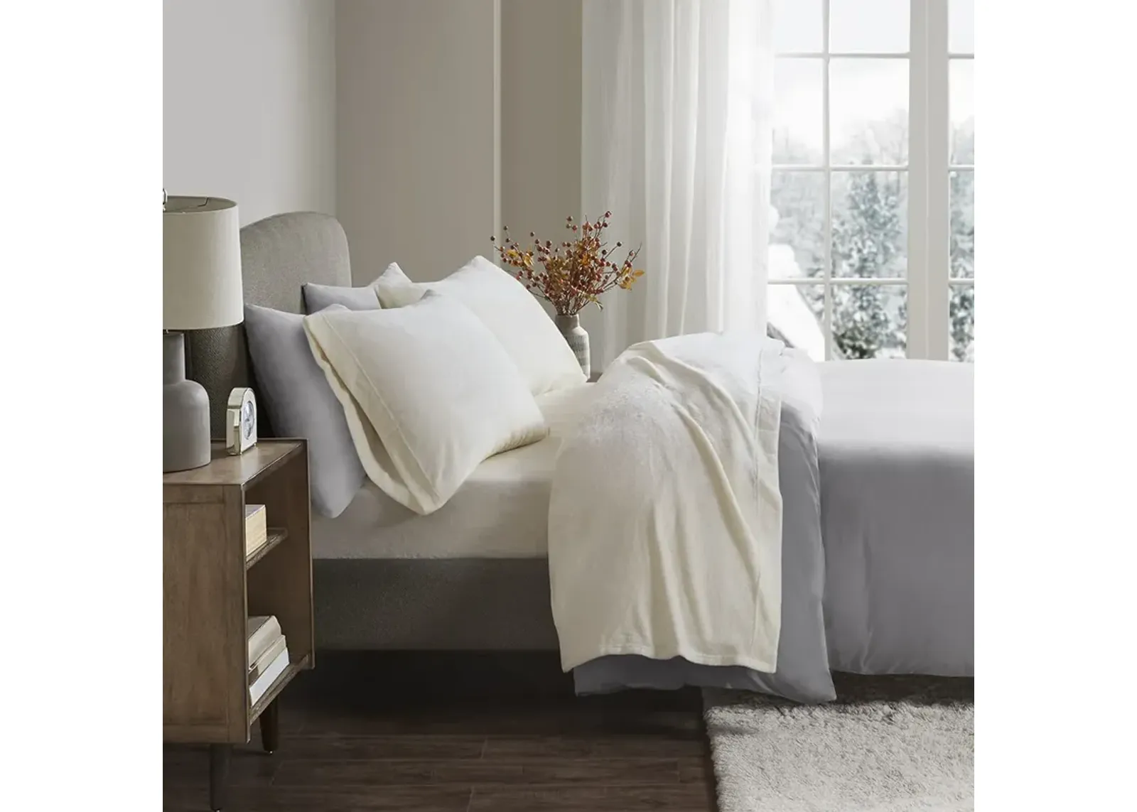 True North by Sleep Philosophy Soloft Plush Ivory Sheet Set