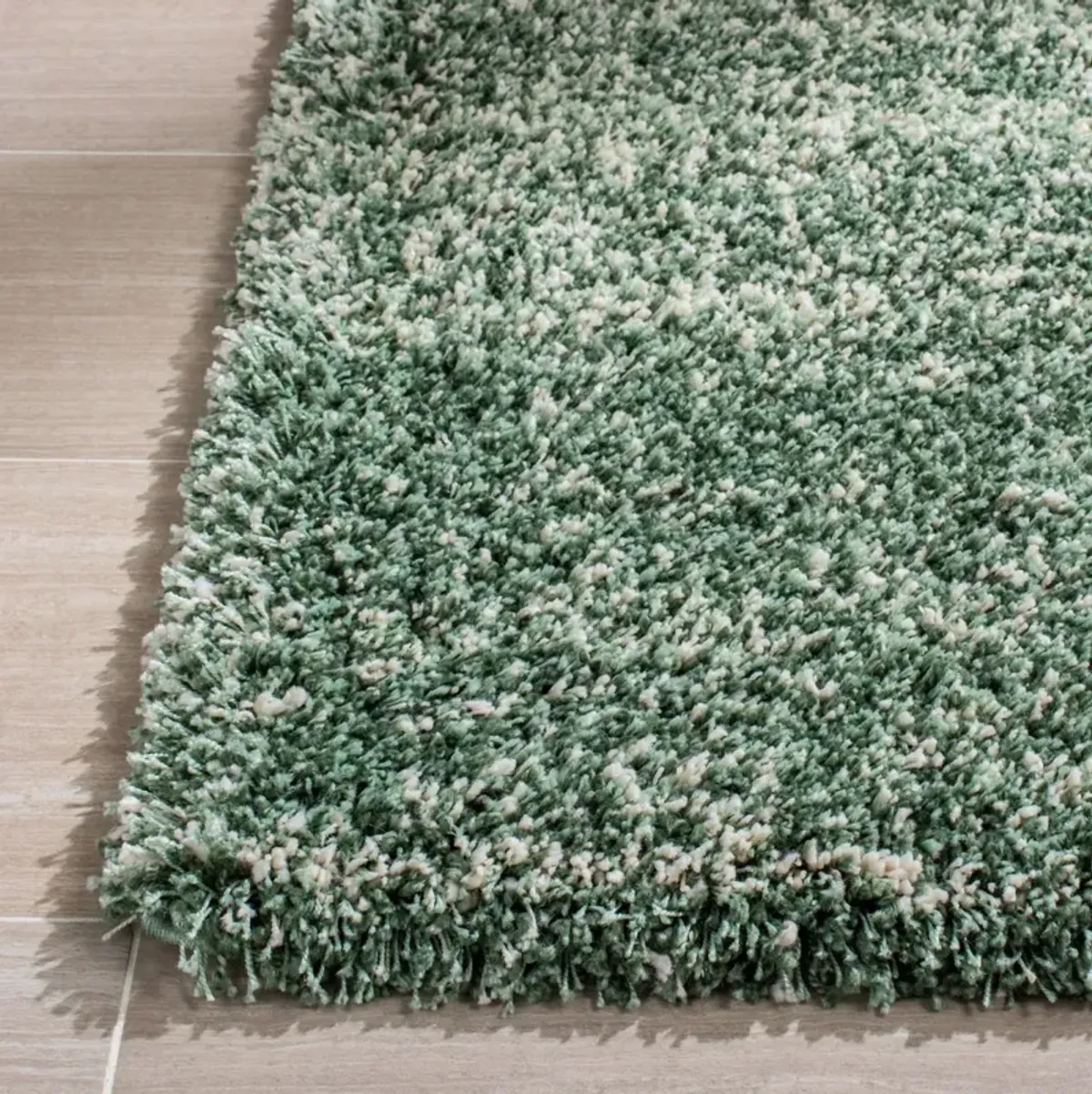 HUDSON SHAG 295 GREEN  2'-3' x 3'-9' Accent Rug