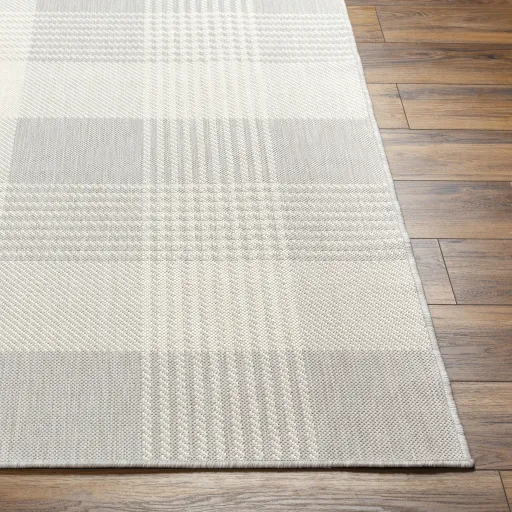 Ravello RVL-2370 5'3" x 7' Machine Woven Rug