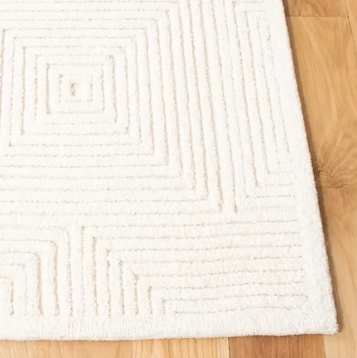 TEXTURAL 102 IVORY 2' x 3' Accent Rug