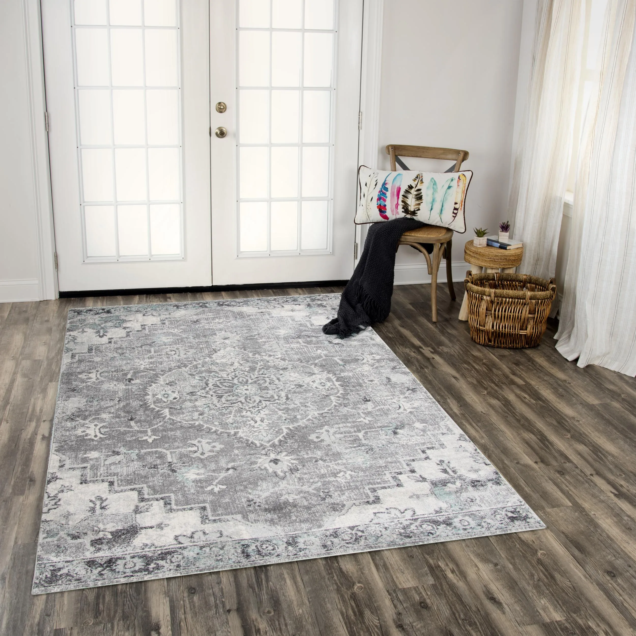 Odyssey M. Gray  Polypropylene 5'2"x7'6" Rectangle Rug