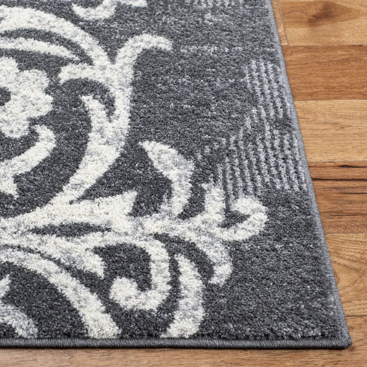 ADIRONDACK 114 CHARCOAL  2'-6' x 12' Runner Rug