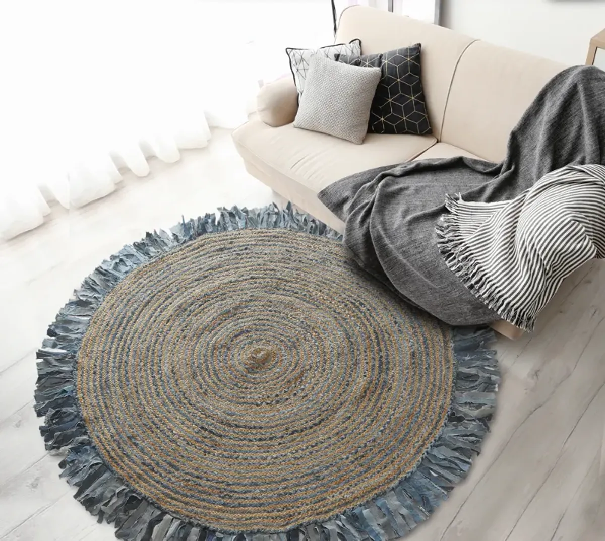 Nature Denim Blue Braided Chindi Cotton Blend Indoor Round Area Rug 3'6"