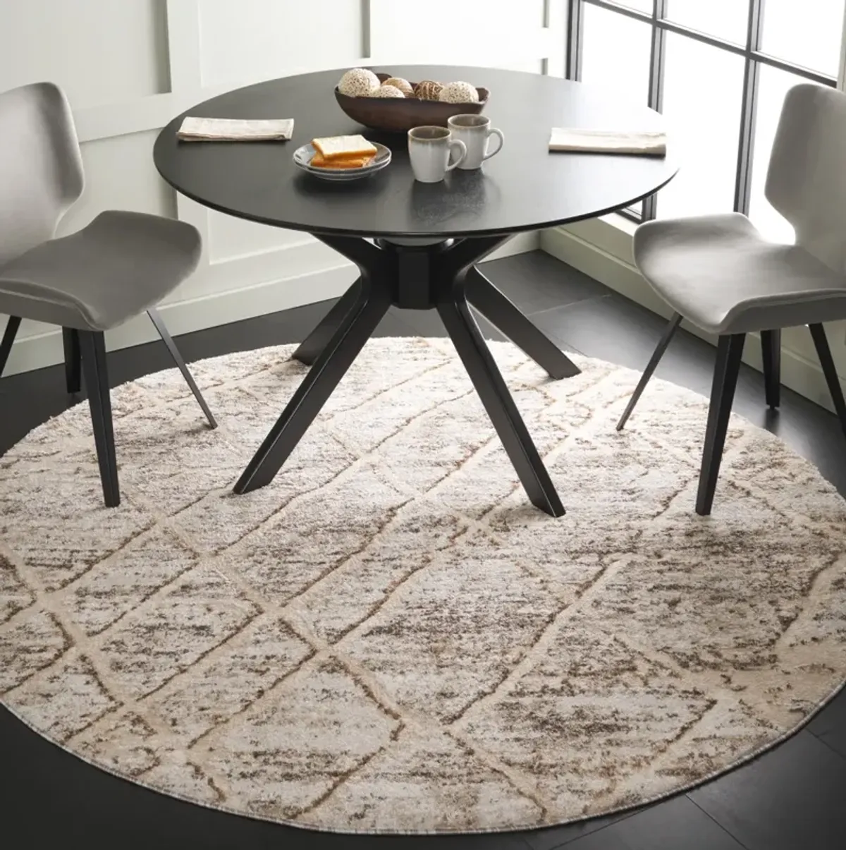 RAVINE SHAG 354 BEIGE  6'-7' x 6'-7' Round Round Rug