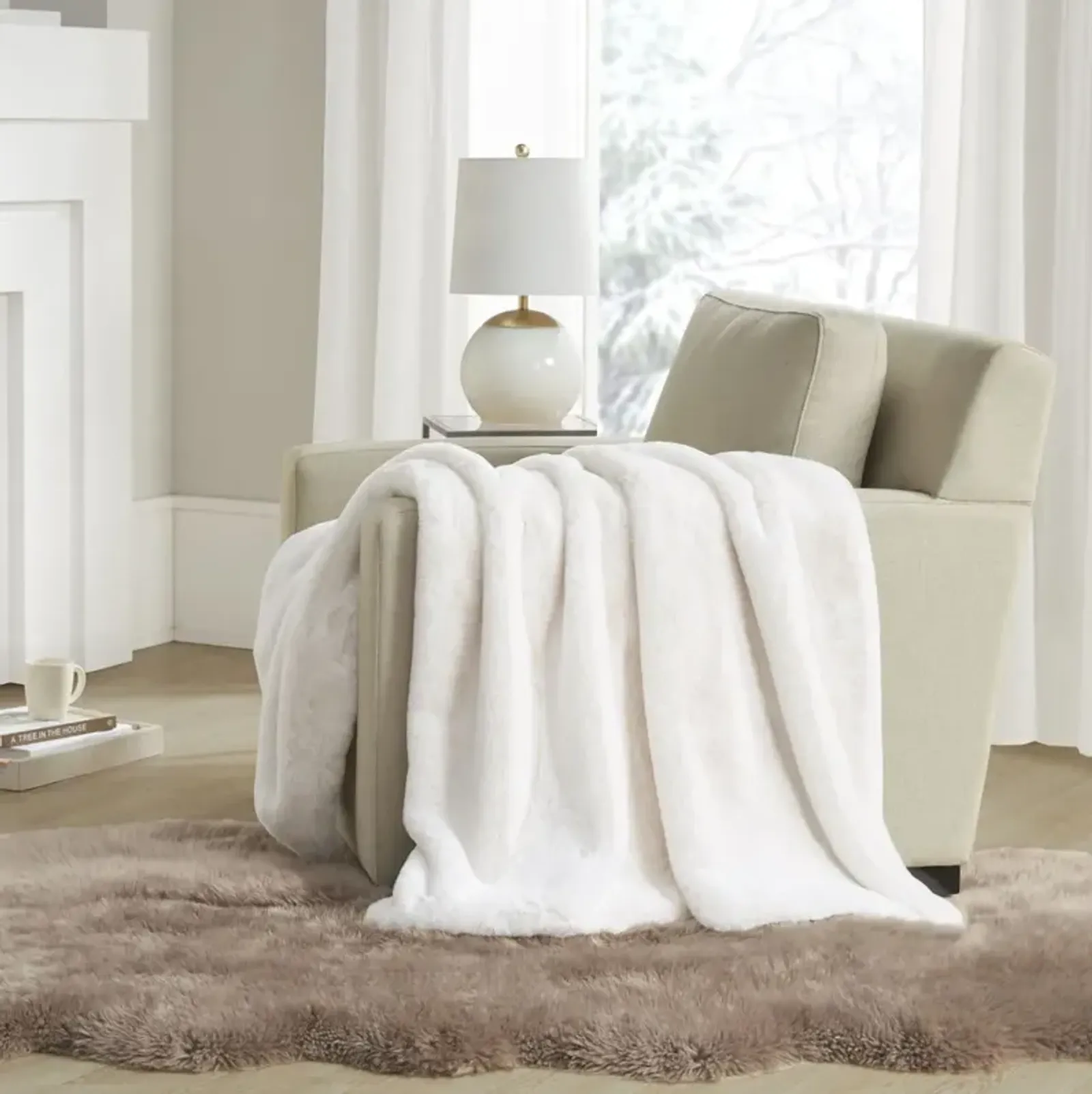 Madison Park Bristol Ivory Solid Premium Faux Fur Throw