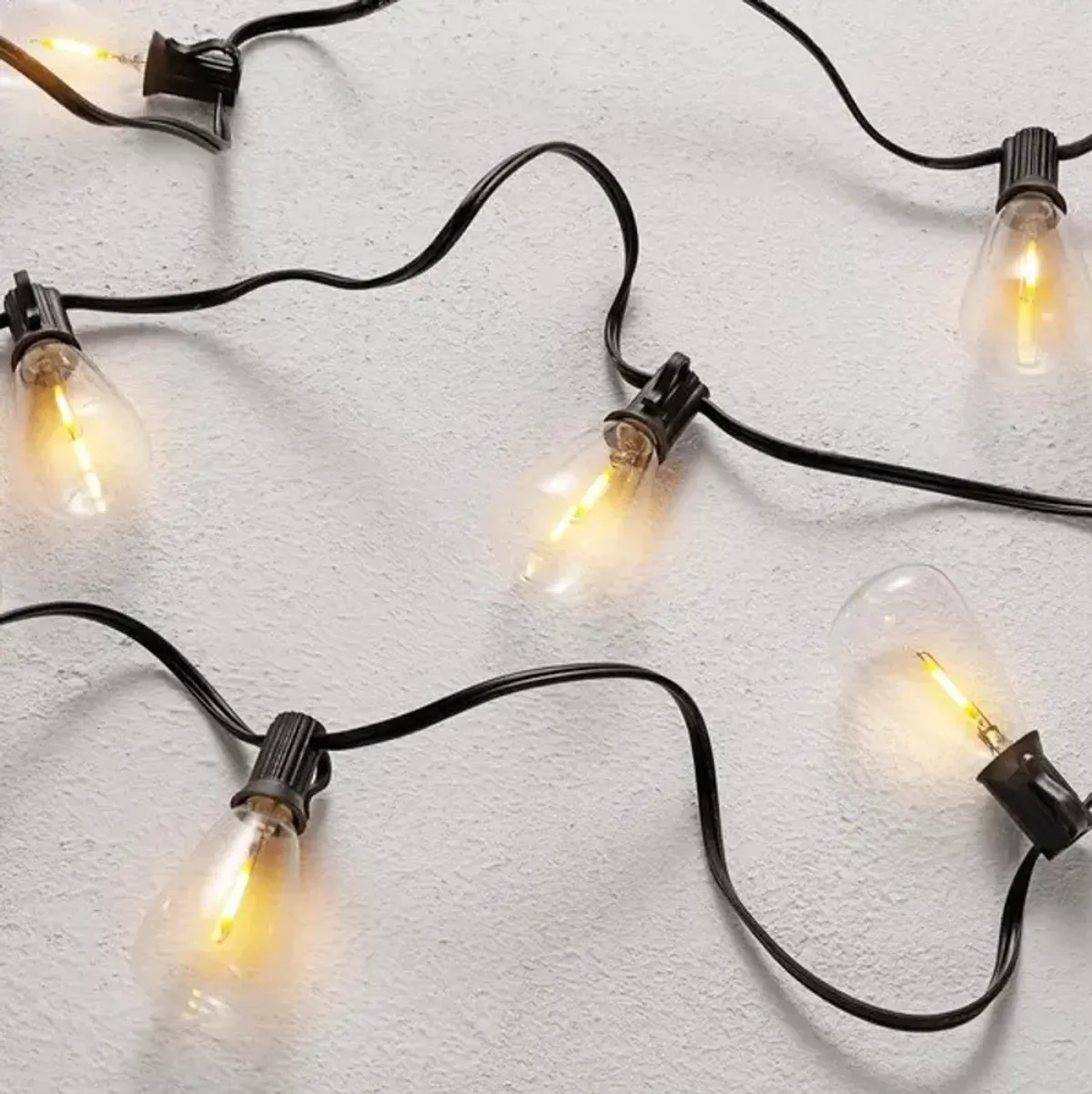 DORCIA LED OUTDOOR STRING LIGHTS