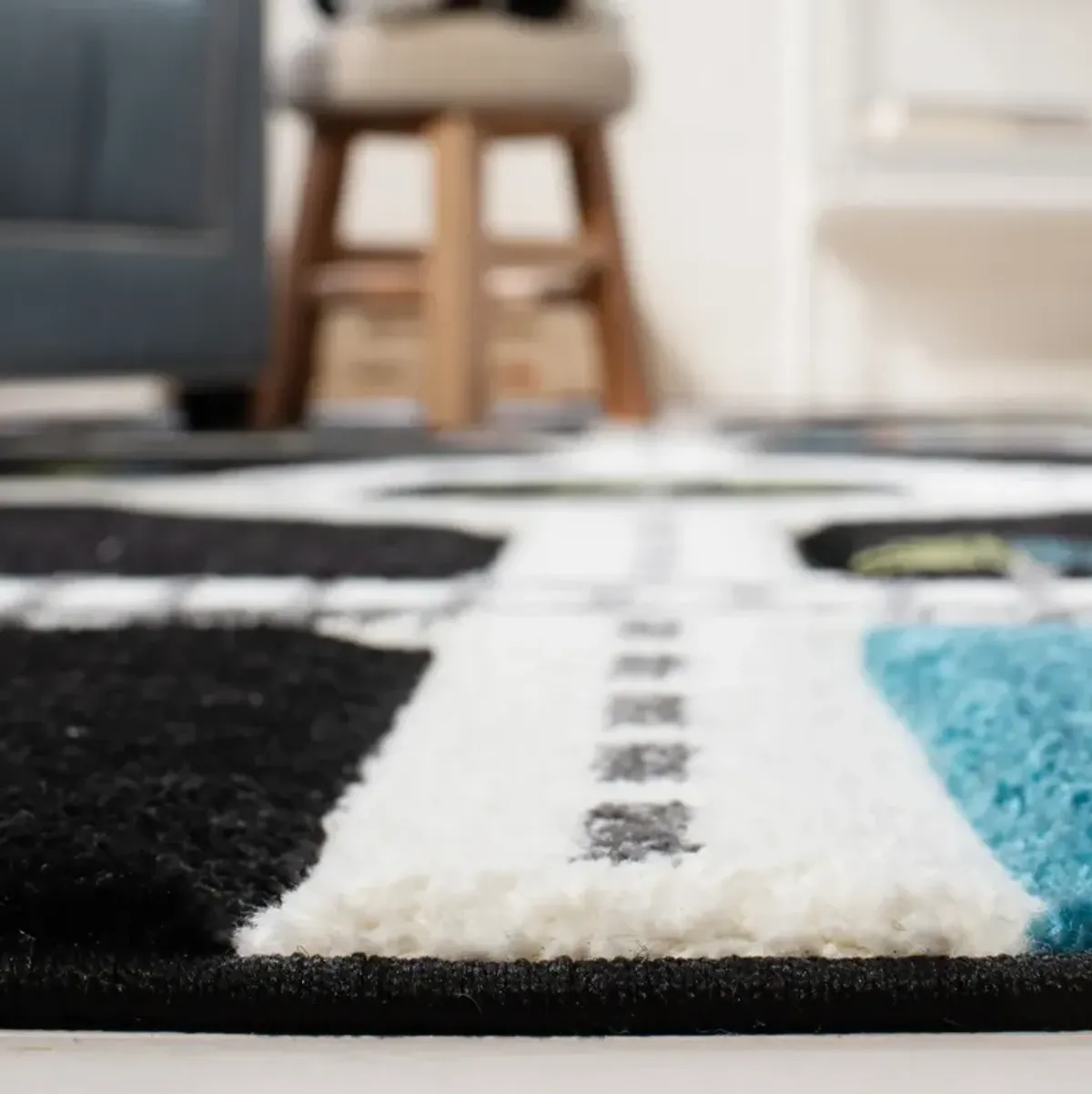 CAROUSEL KIDS 192 BLACK  2'-3' x 6' Runner Rug