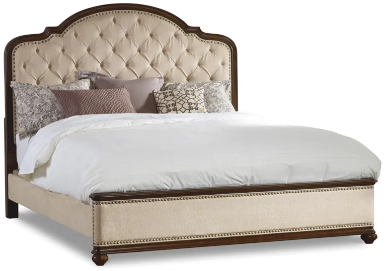 Leesburg Queen Upholstered Bed