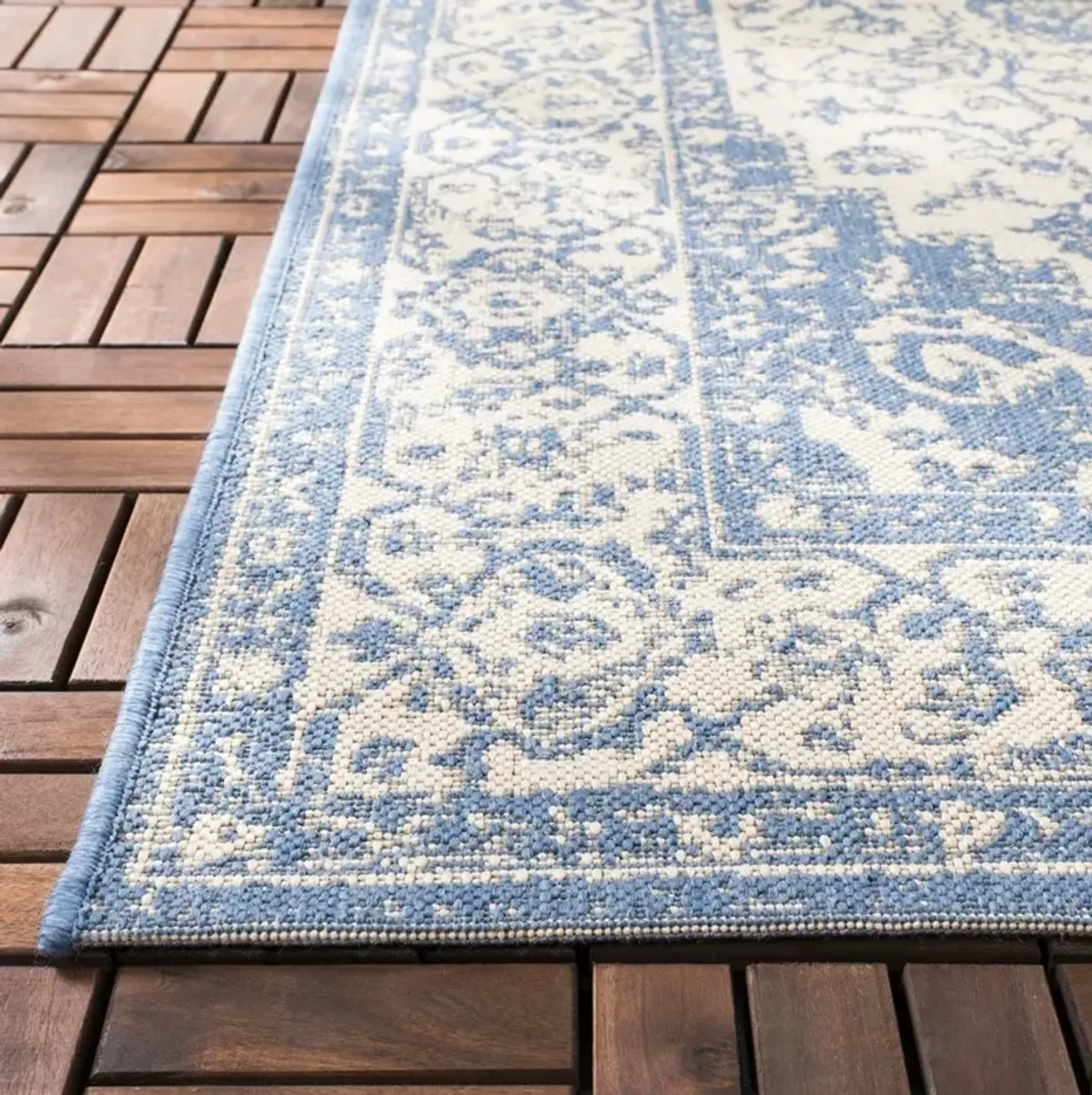 BEACH HOUSE 137 Blue 2'-2' X 6' Runner Rug