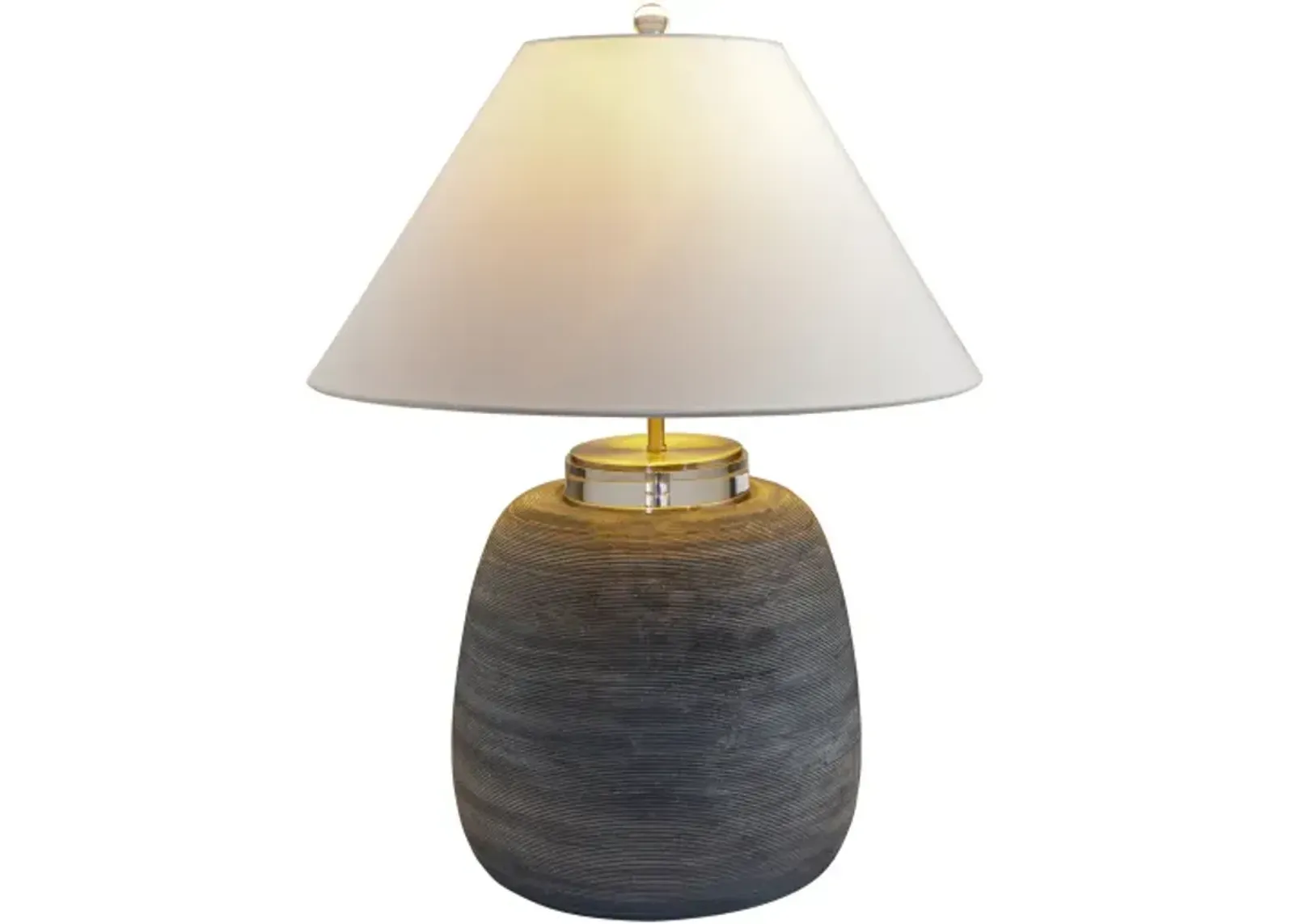 Deluxe DLX-002 25"H x 20"W x 20"D Accent Table Lamp