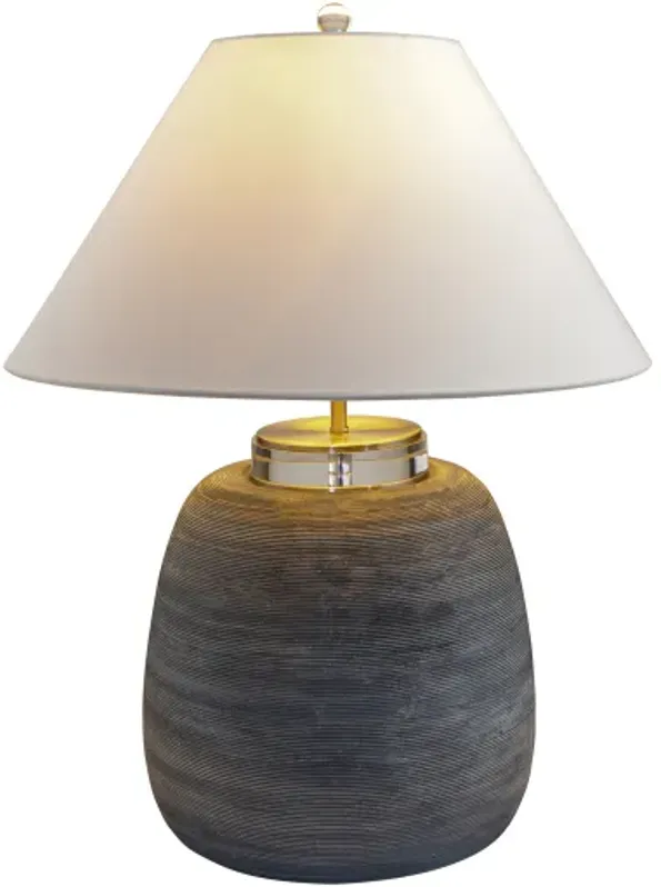 Deluxe DLX-002 25"H x 20"W x 20"D Accent Table Lamp