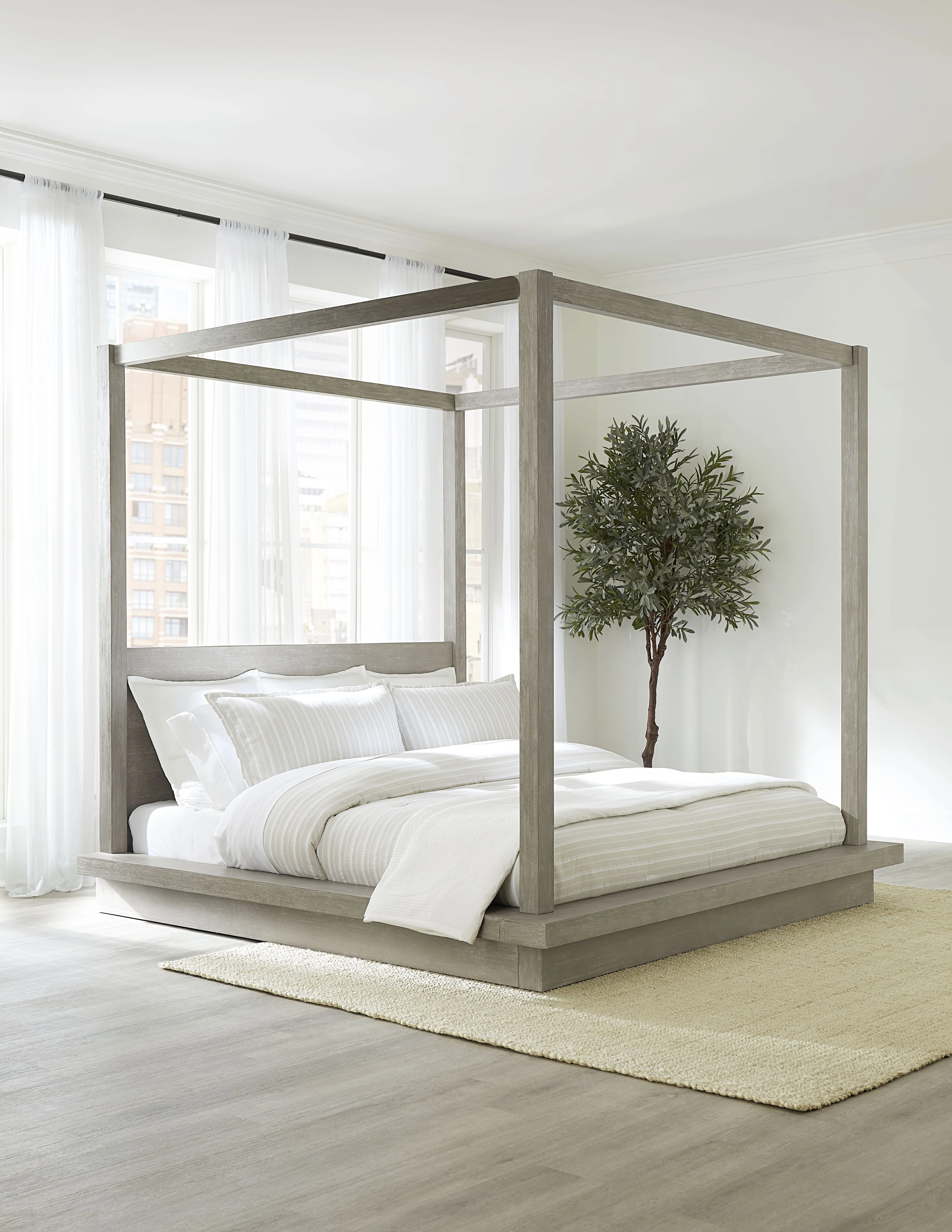 Melbourne Full-Size Canopy Bed in Mineral