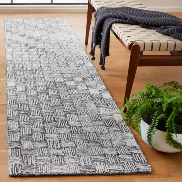 MICRO-LOOP Hand Tufted 2'-3' x 9' runner
