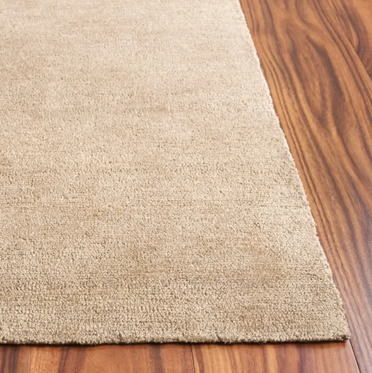 NATURAL FIBER 725 GOLD 2'-3' x 8' Runner Rug