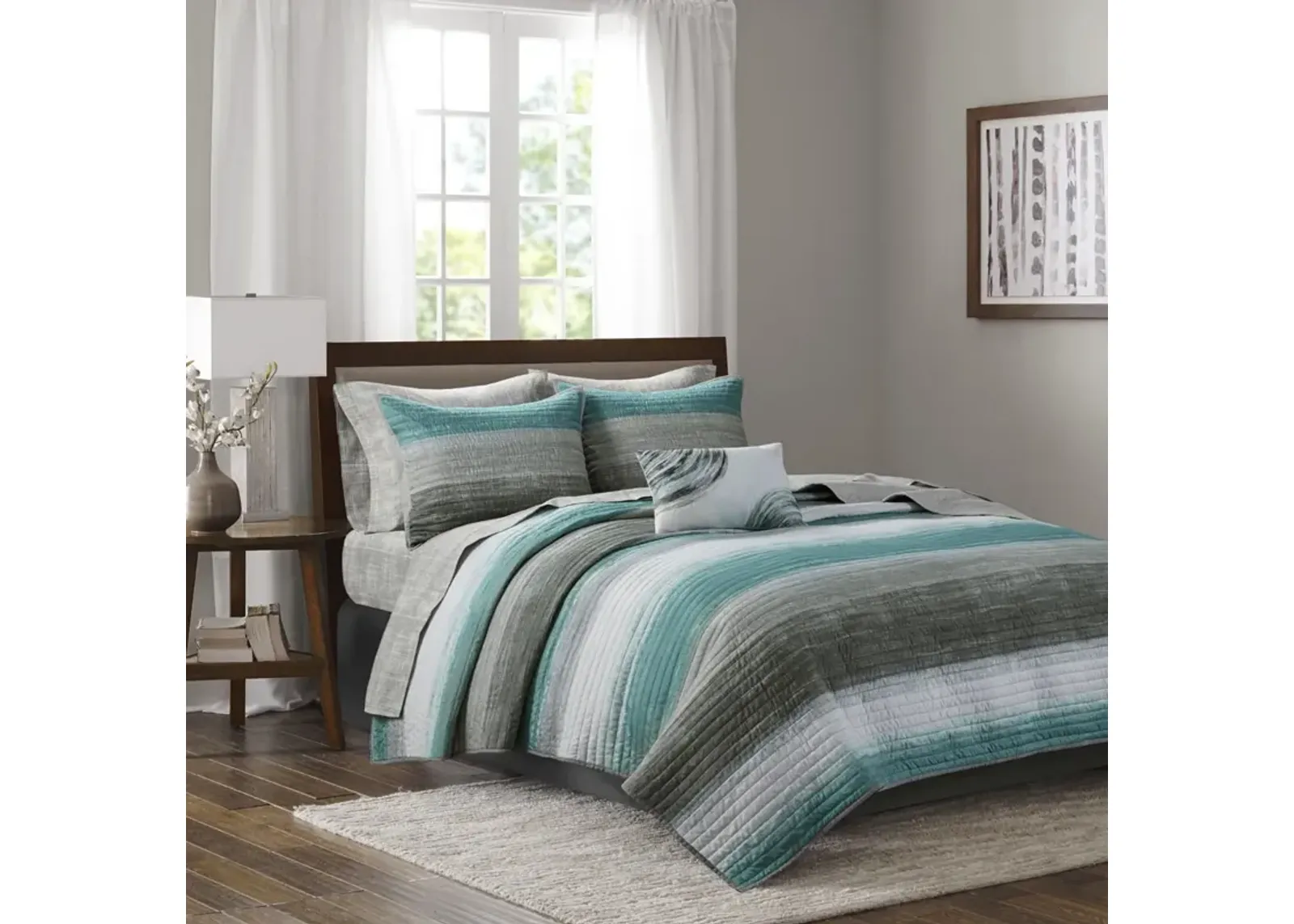 Madison Park Essentials Saben Aqua 8 Piece Quilt Set with Cotton Bed Sheets