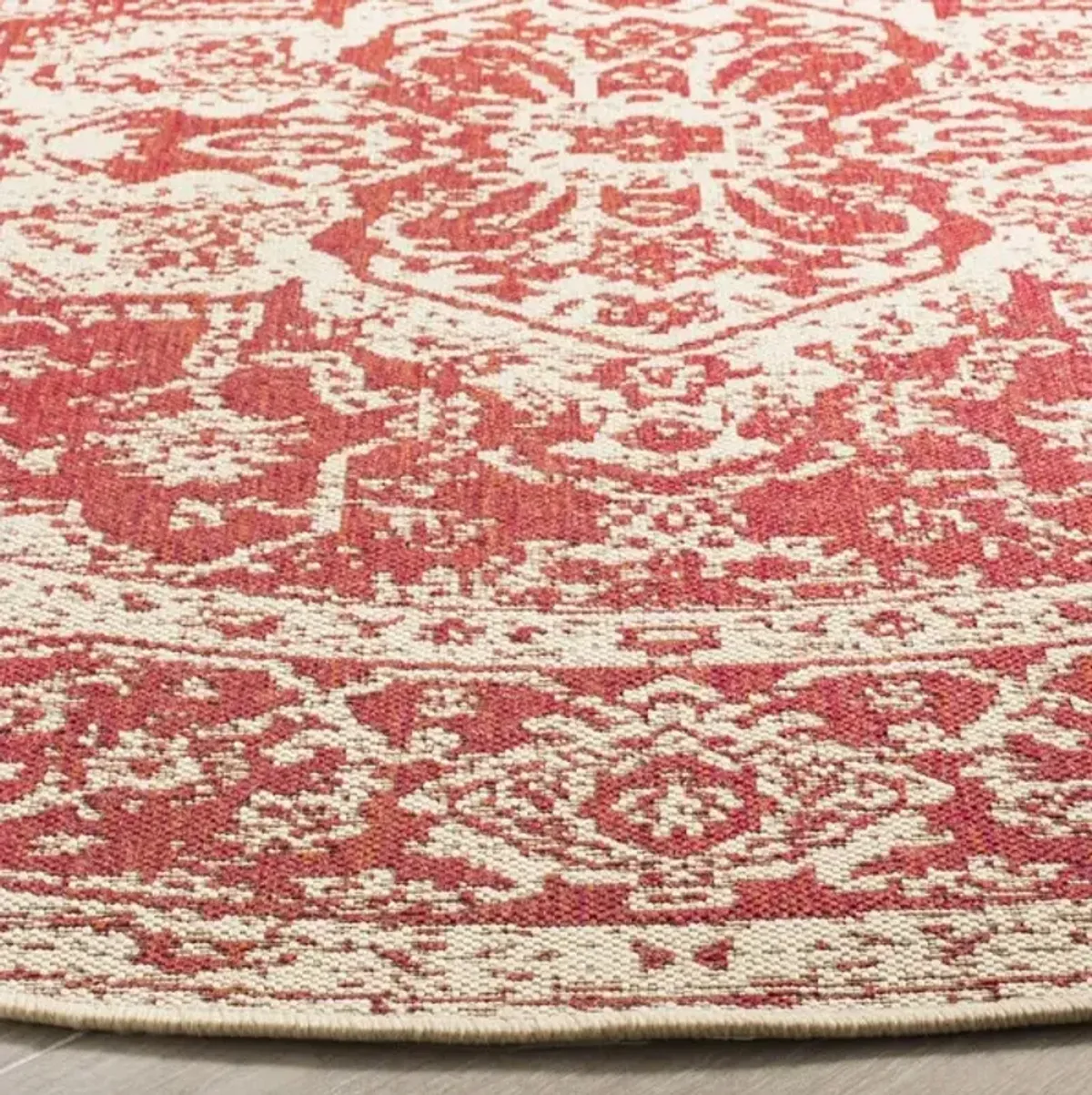 LINDEN 137 Collection LND137Q-8R Red / Creme 8' X 8' Round