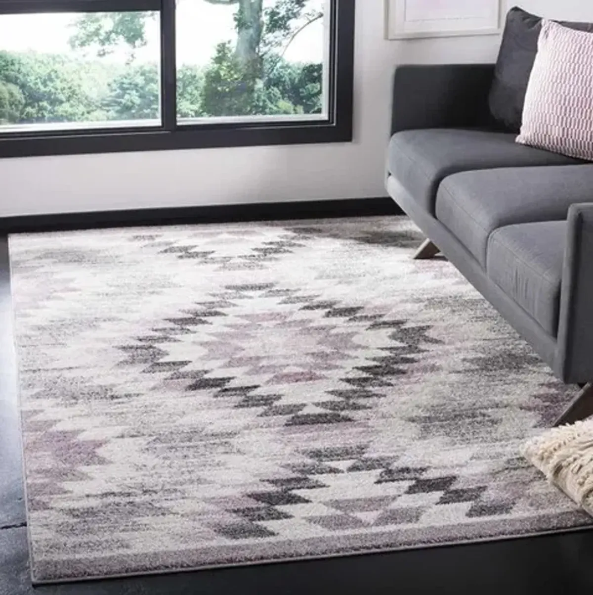 ADIRONDACK Contemporary Plum / Ivory 3' X 5' Powerloomed Rug