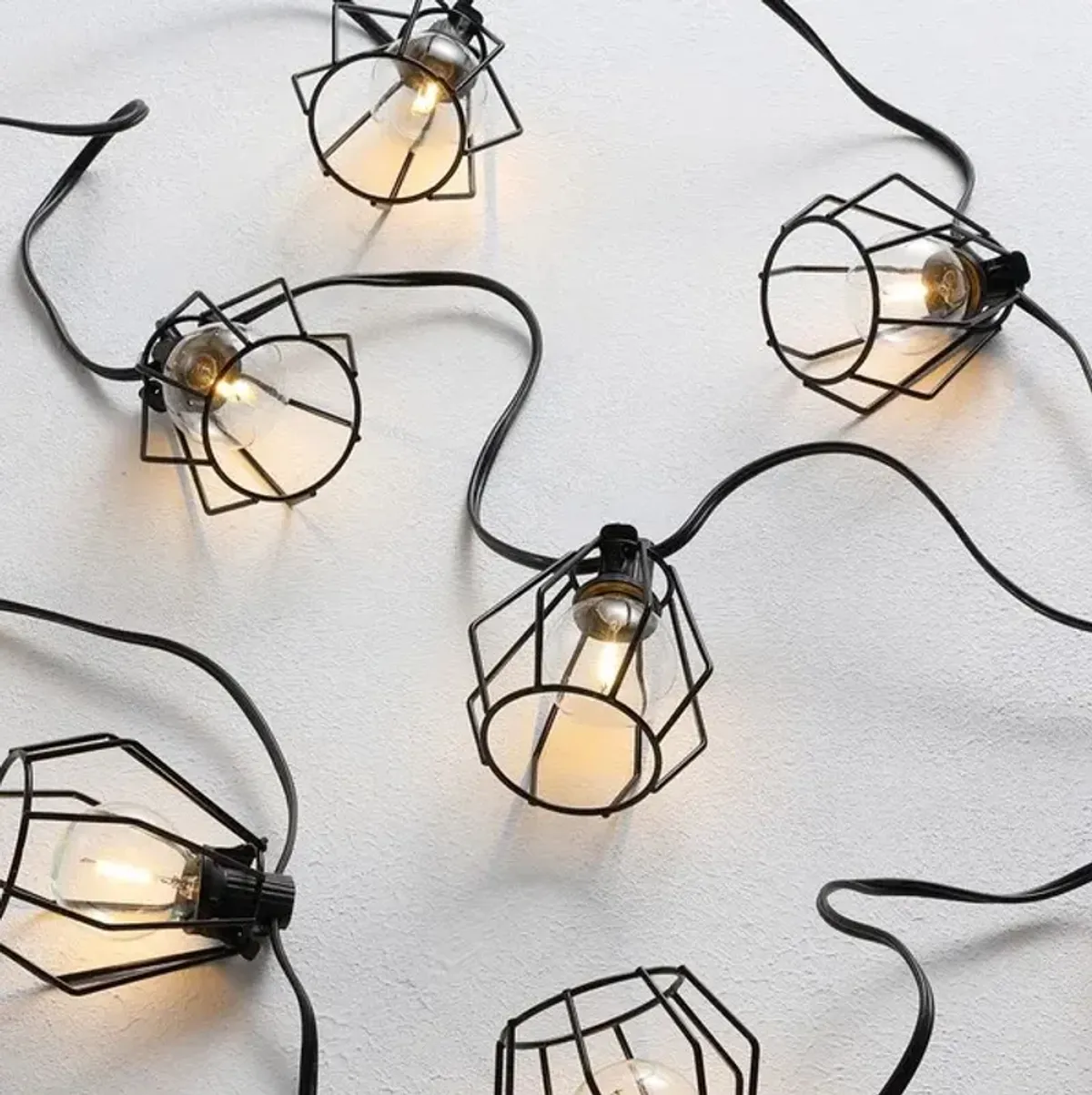 BOWNE LED OUTDOOR STRING LIGHTS