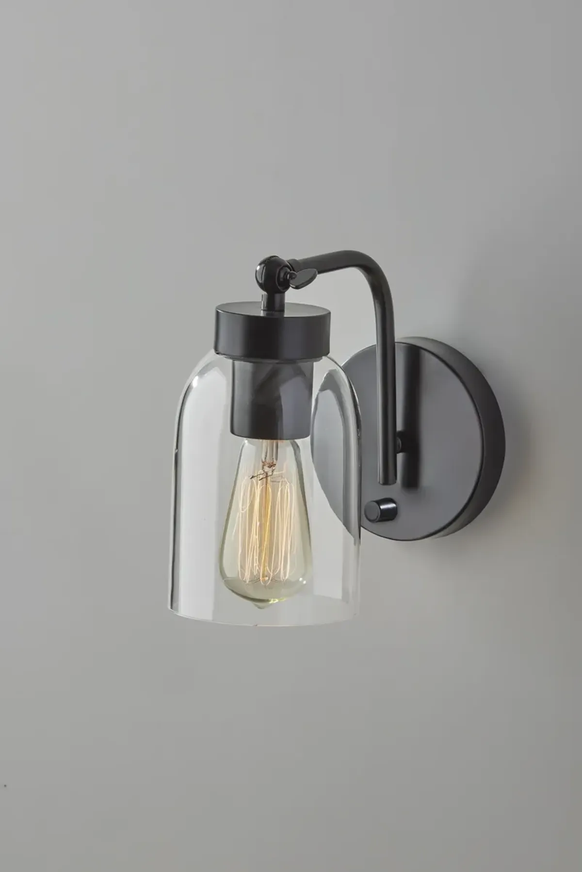 Bristol Wall Lamp