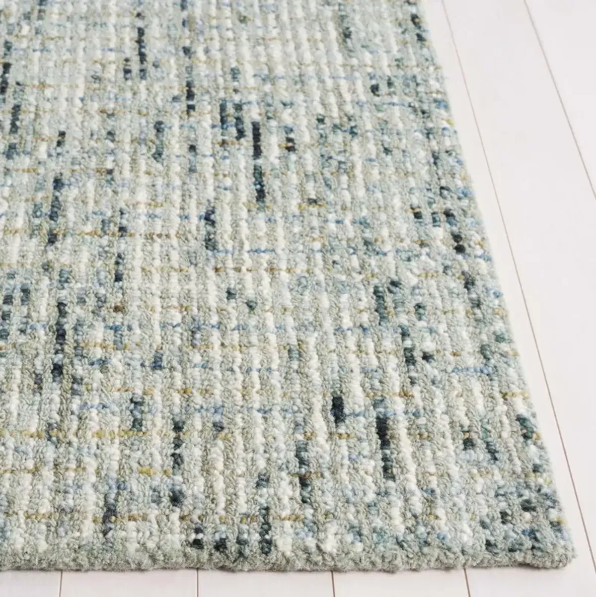 ABSTRACT 468 GREEN  2'-3' x 8' Runner Rug