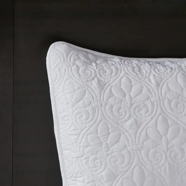 Madison Park Quebec White Reversible Bedspread Set