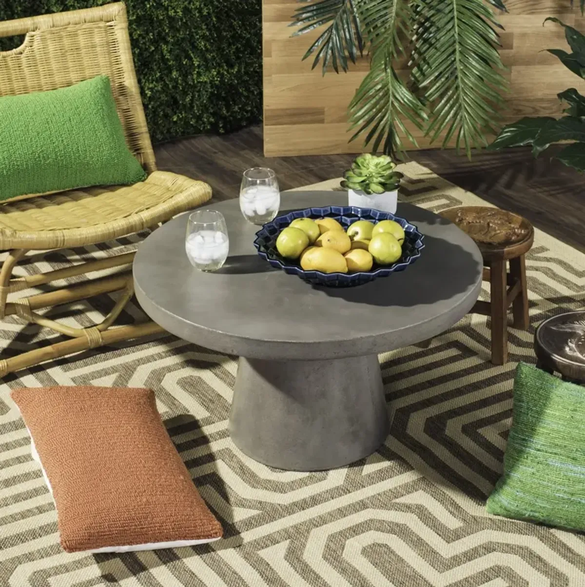 Delfia Indoor/Outdoor Modern Coffee Table