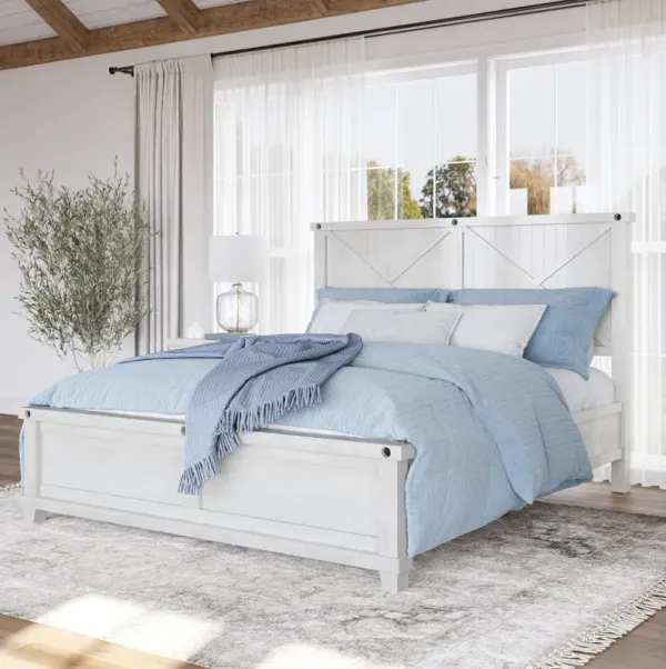Yosemite Queen-size Solid Wood Panel Bed in Rustic White