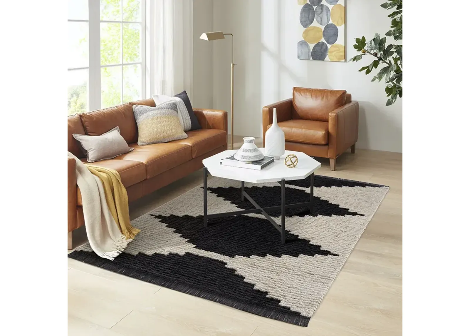 Madison Park Amanda Black/Ivory Black & Ivory Modern Area Rug