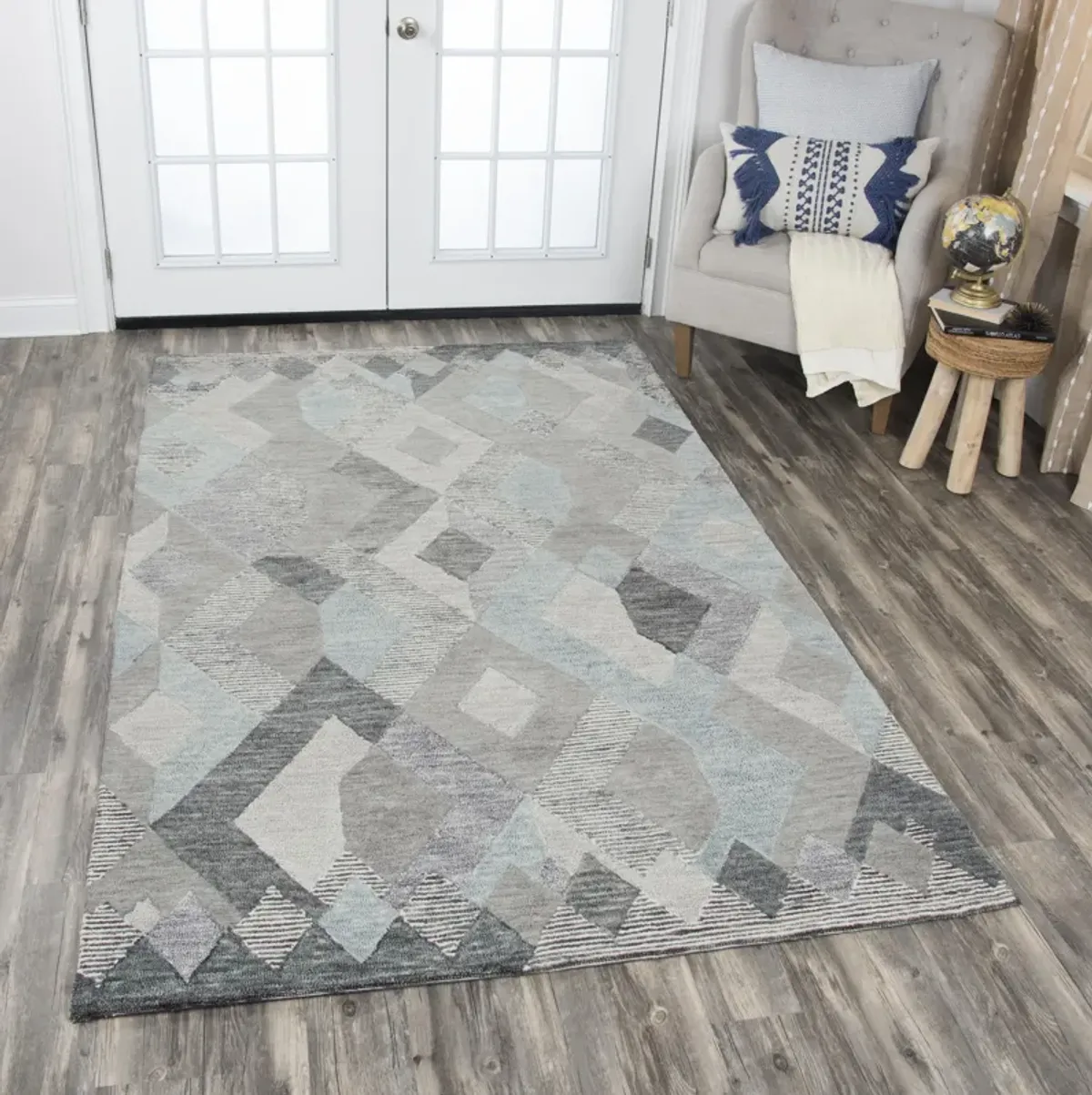 Idyllic Dark Gray Geometric Wool 8' x 10' Rectangle Rug