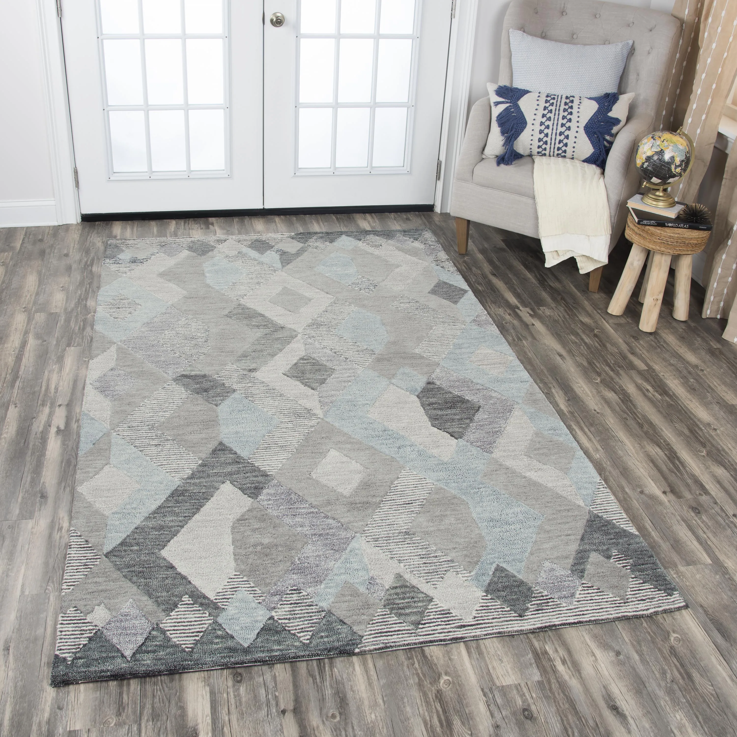 Idyllic Dark Gray Geometric Wool 8' x 10' Rectangle Rug