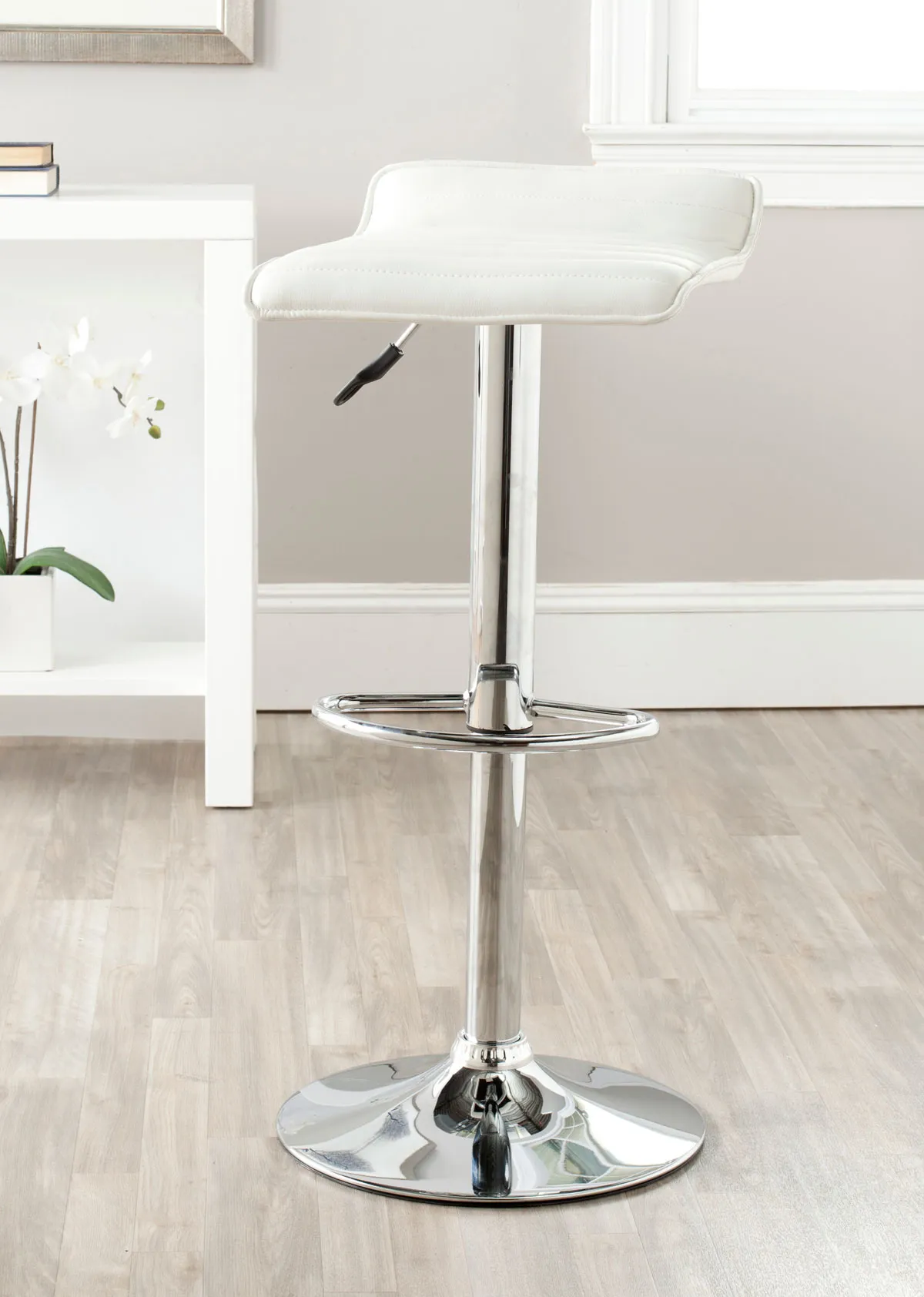 KEMONTI SWIVEL BAR STOOL