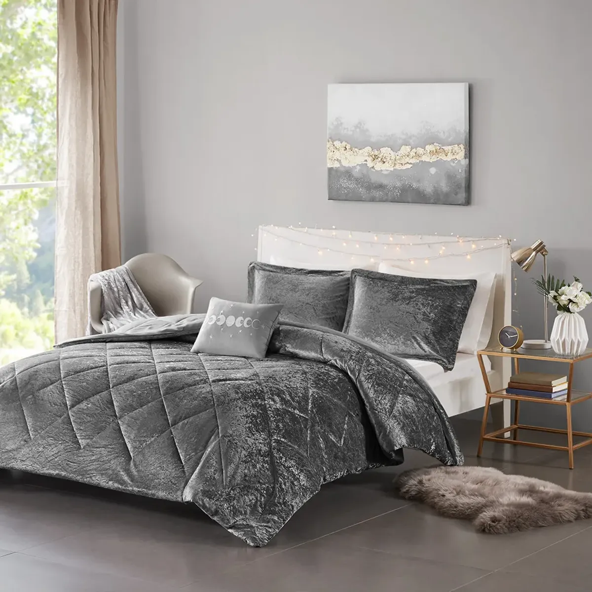 Intelligent Design Felicia Grey Velvet Duvet Cover Set