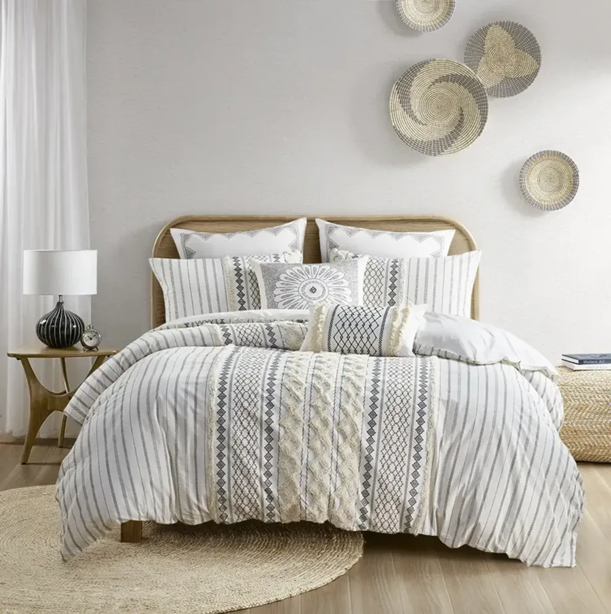 INK+IVY Imani Ivory Cotton Printed Duvet Cover Set with Chenille