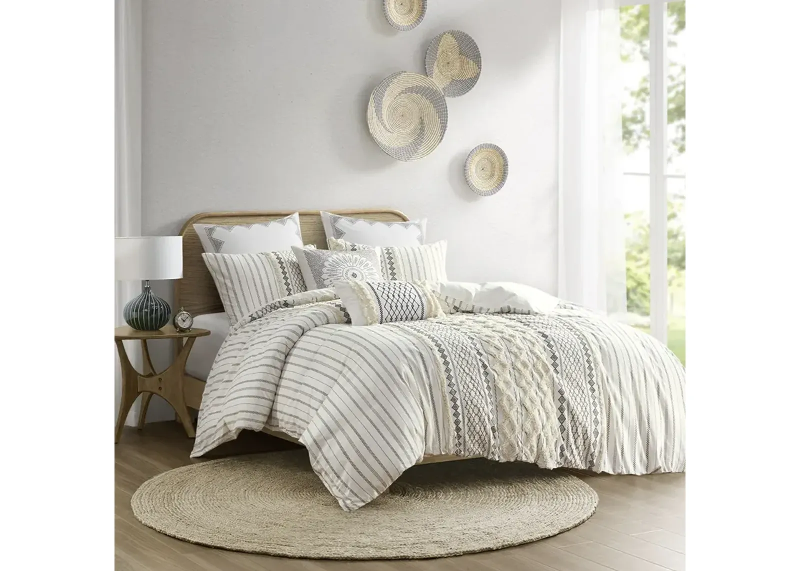 INK+IVY Imani Ivory Cotton Printed Duvet Cover Set with Chenille