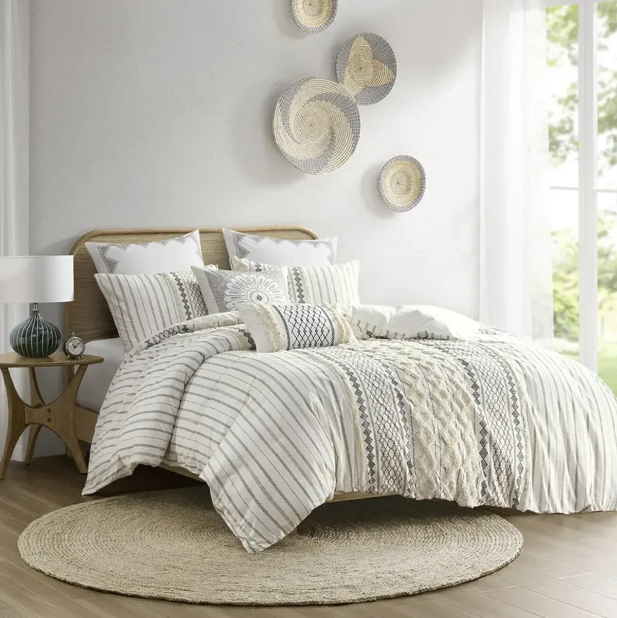 INK+IVY Imani Ivory Cotton Printed Duvet Cover Set with Chenille