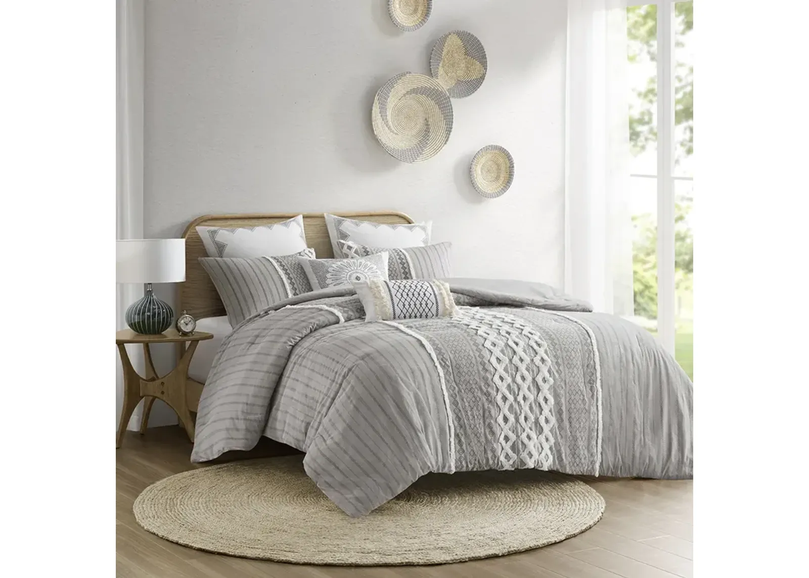 INK+IVY Imani Gray Cotton Printed Comforter Set with Chenille