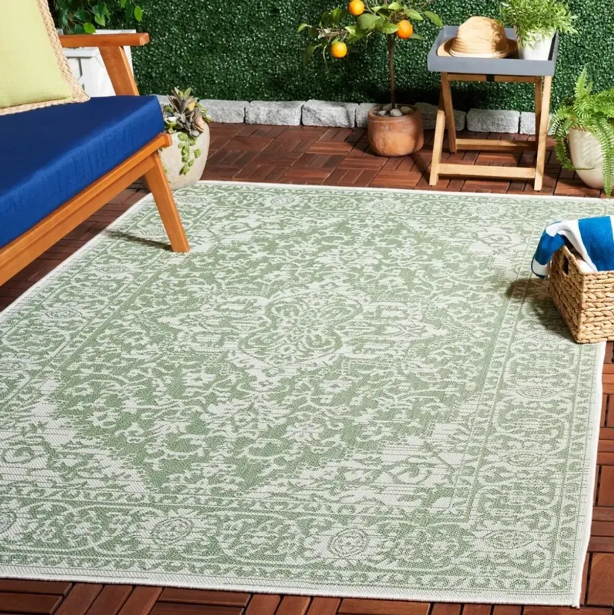 BERMUDA  813 Green 8' X 10' Large Rectangle Rug