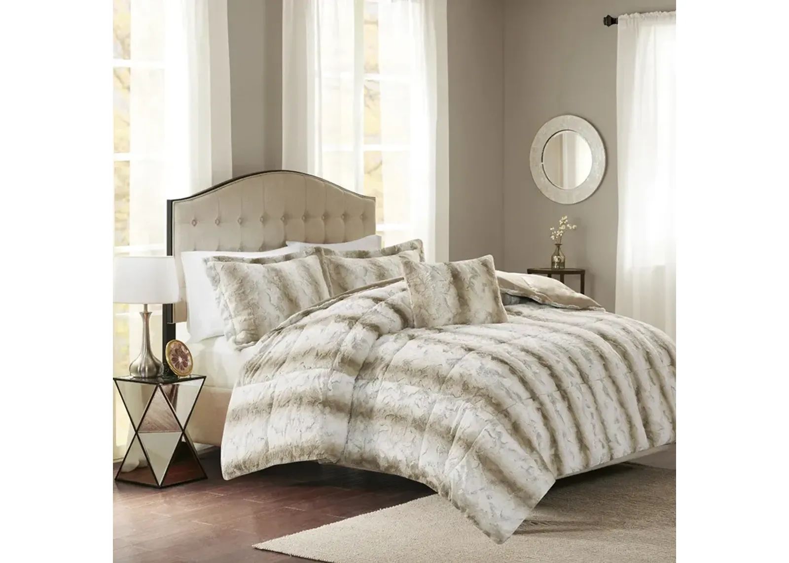 Madison Park Zuri Sand 4PC Faux Fur Comforter Set