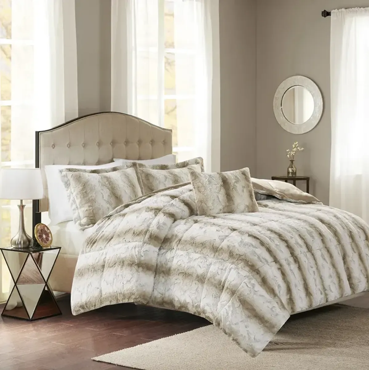 Madison Park Zuri Sand 4PC Faux Fur Comforter Set