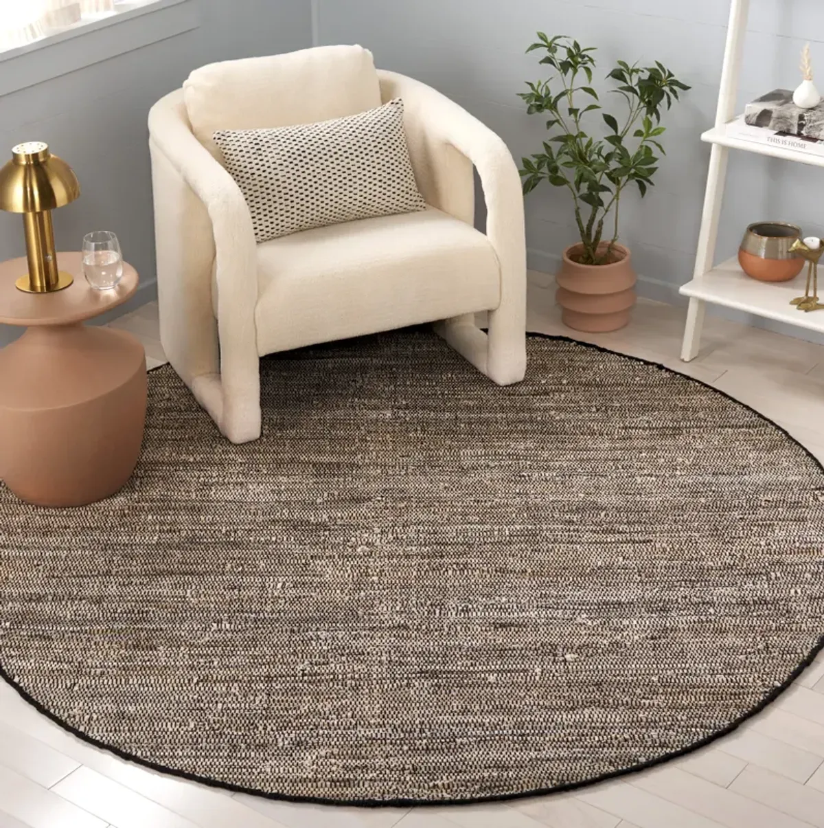 RAG RUG Hand Woven 6' x 6' Round area rug