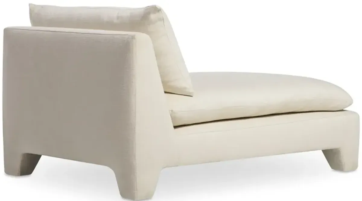 ESTELLE CHAISE