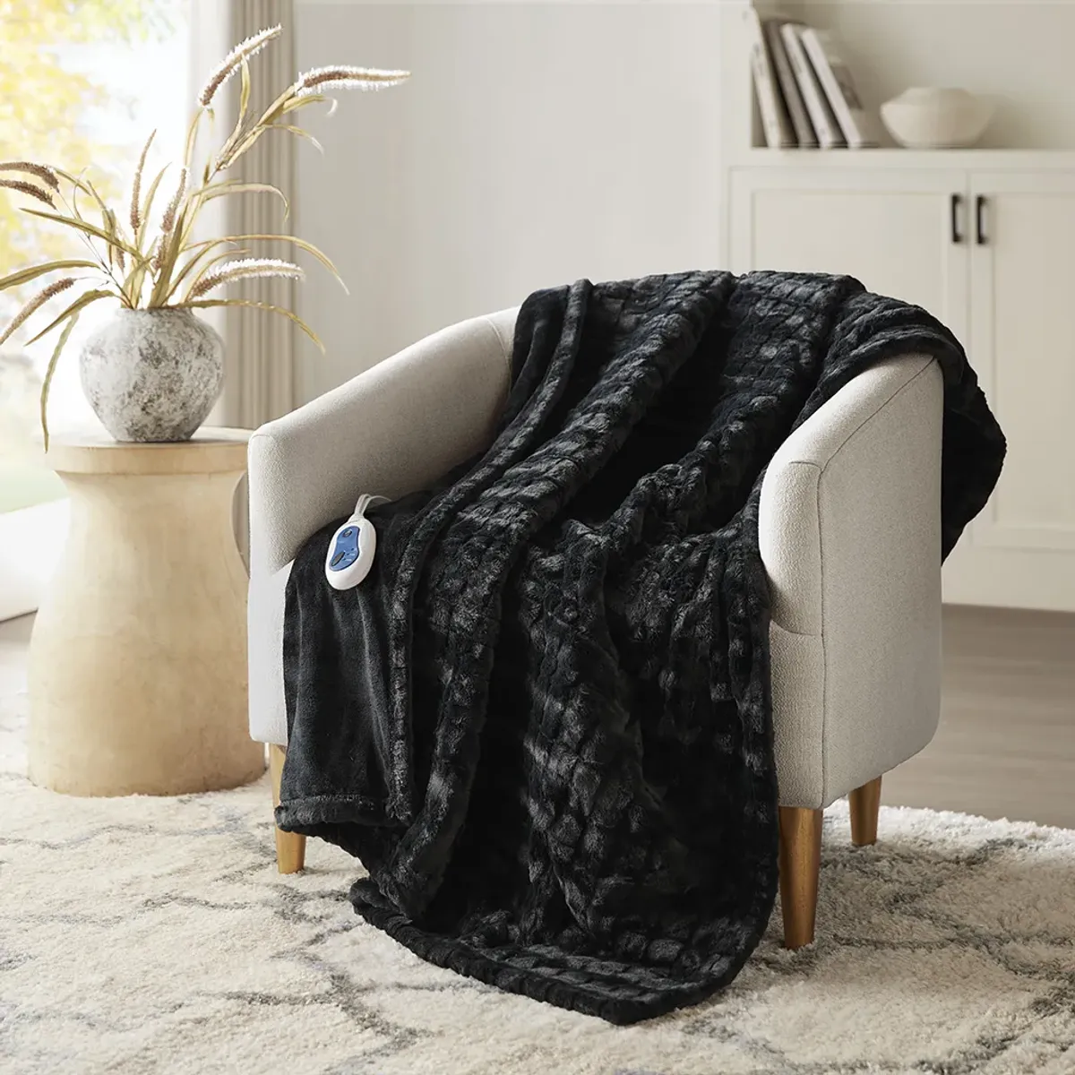 Oversized Faux Fur Heated Throw