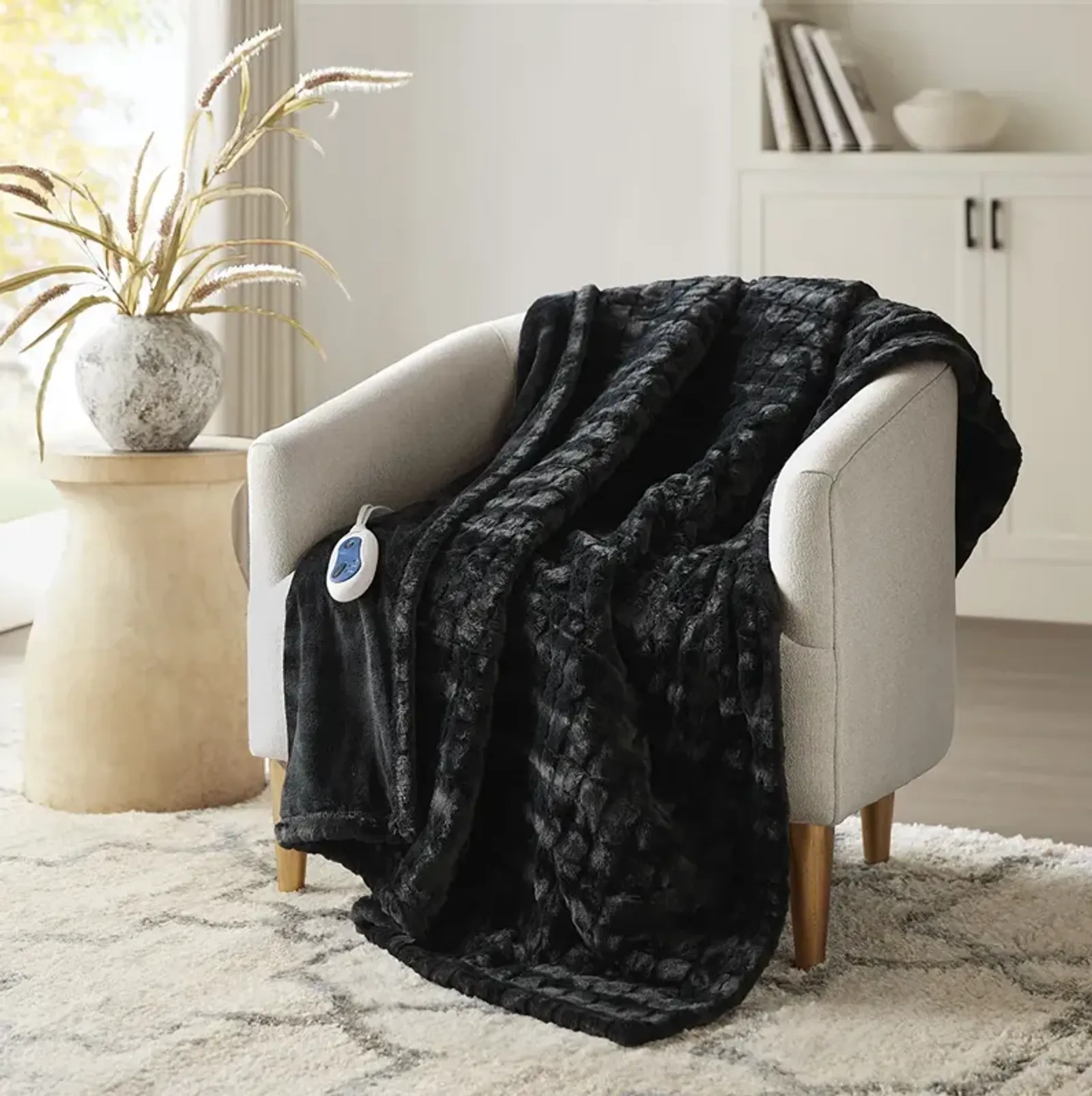 Oversized Faux Fur Heated Throw