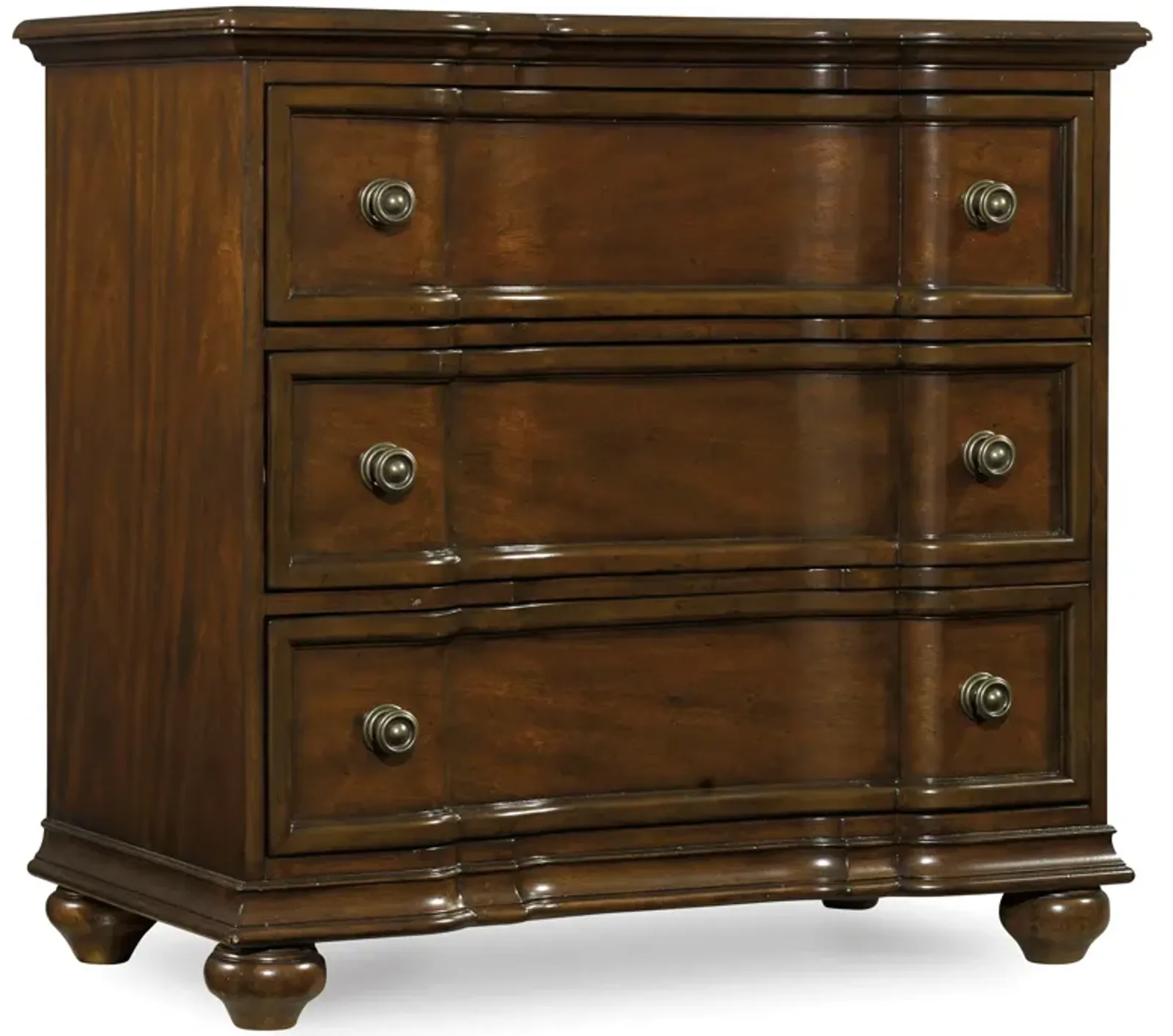 Leesburg Bachelor's Chest